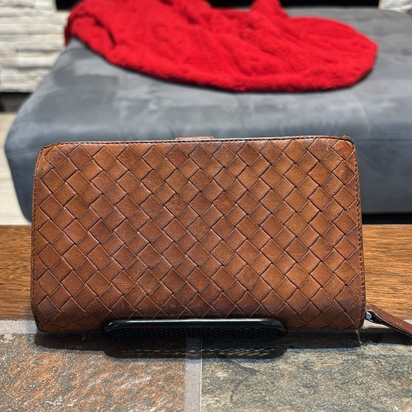 Vintage Bottega Veneta Bifold Wallet - GUC - Picture 2 of 16
